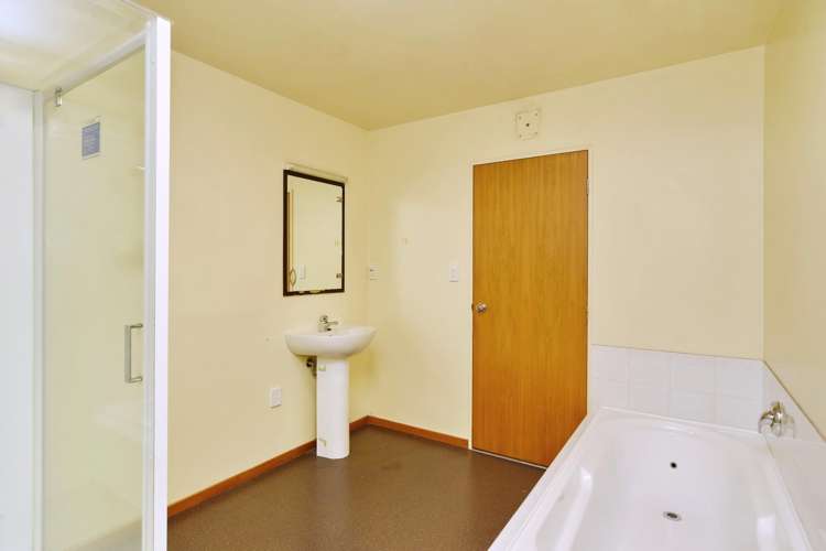 5/25 Grove Road Addington_13