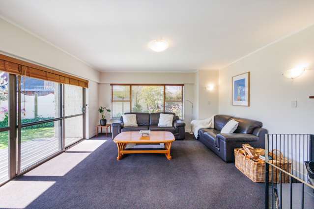 27 Aintree Crescent Awapuni_3