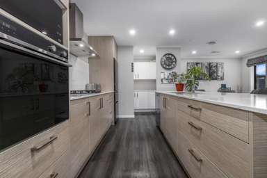 118 John Burke Drive_4