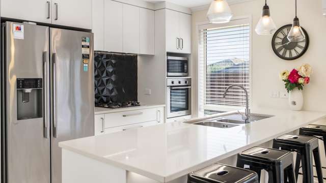 2 Okohaka Avenue Glenbrook_4