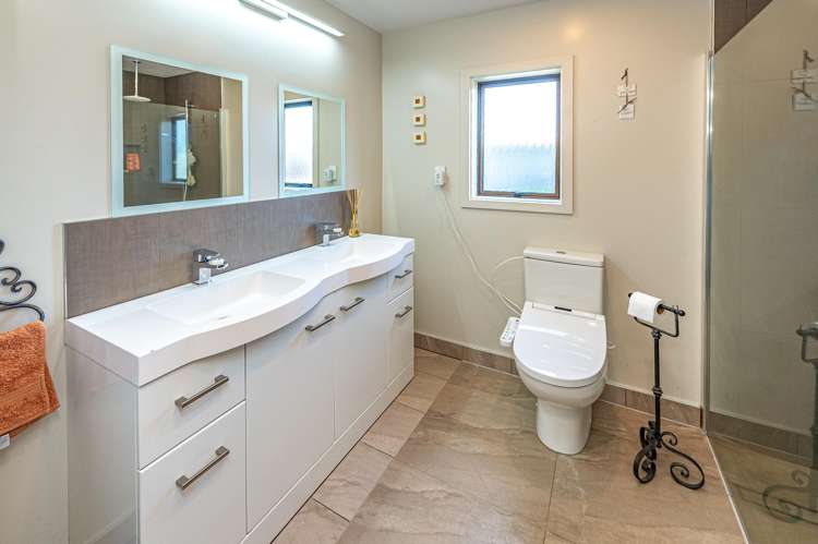 10 Okiwa Terrace Waiinu Beach_19