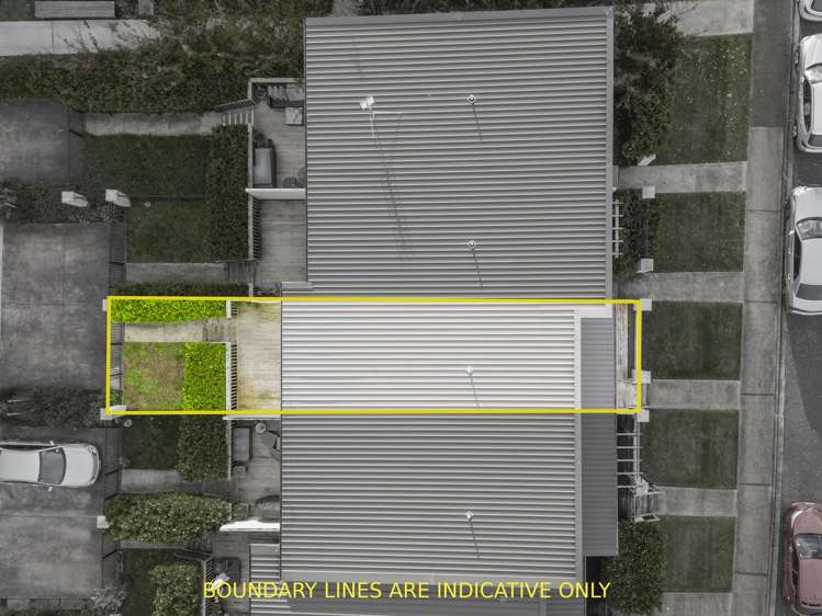 15/11 Ray Small Drive Papakura_12