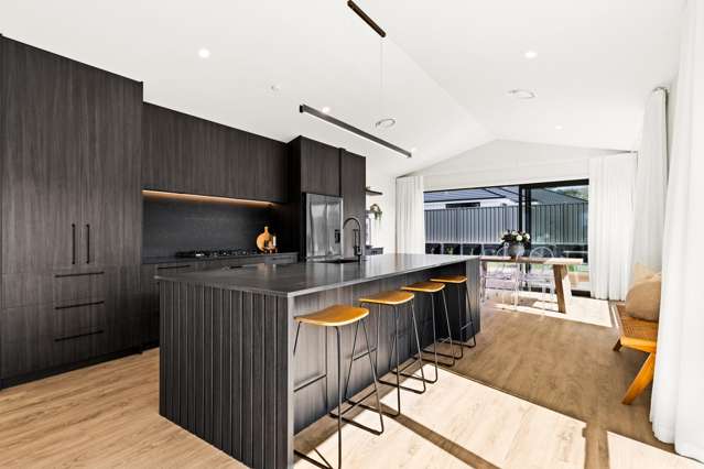 27 Matau Crescent Frimley_2