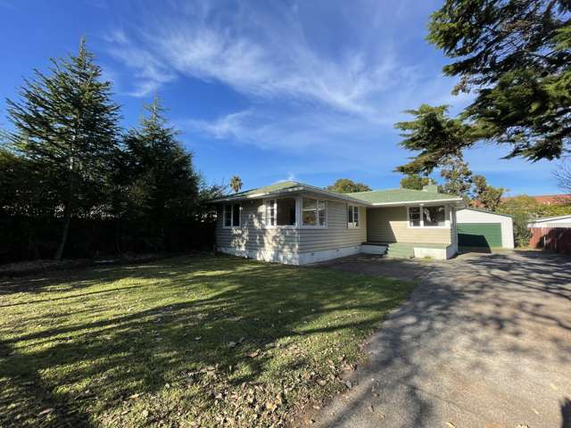3-BEDROOM HOUSE IN PAKURANGA