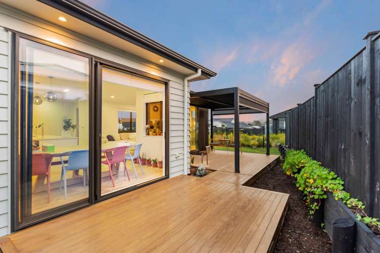 51 Siren Street Wainui_12