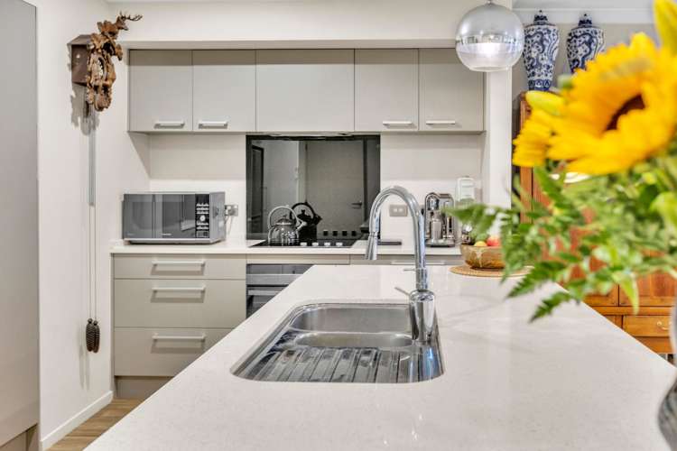 117B Kawaha Point Road_5