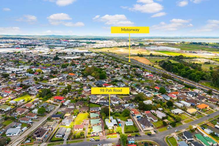 98 Pah Road Papatoetoe_12