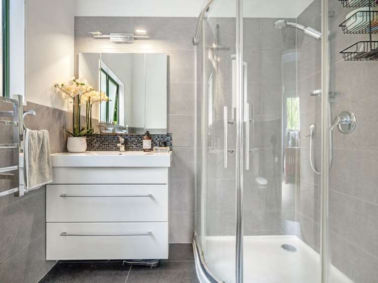 62A Stapleford Crescent Browns Bay_13