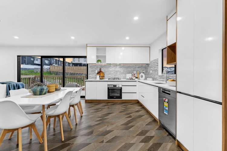 9A Lawson Creek Street Massey_2