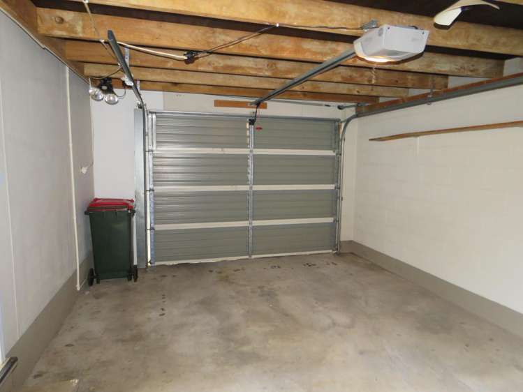 4/6 Karamu Street Strandon_10