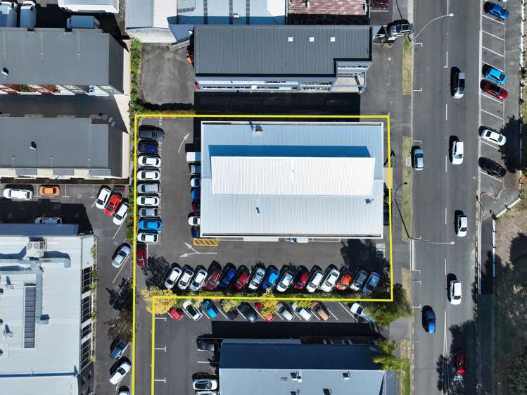 240 Tristram Street Hamilton Central_2