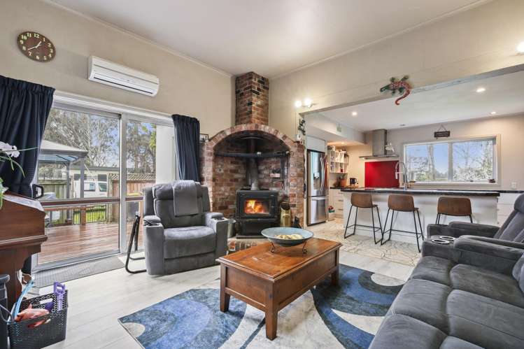 1689b Cust Road Cust_7