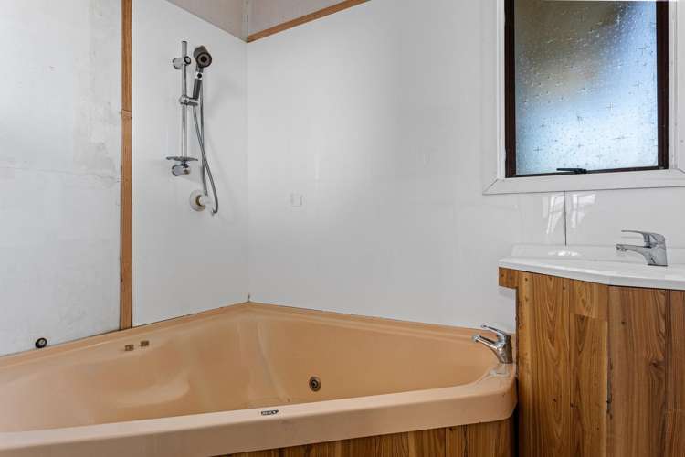 44 Station Road Taneatua_8