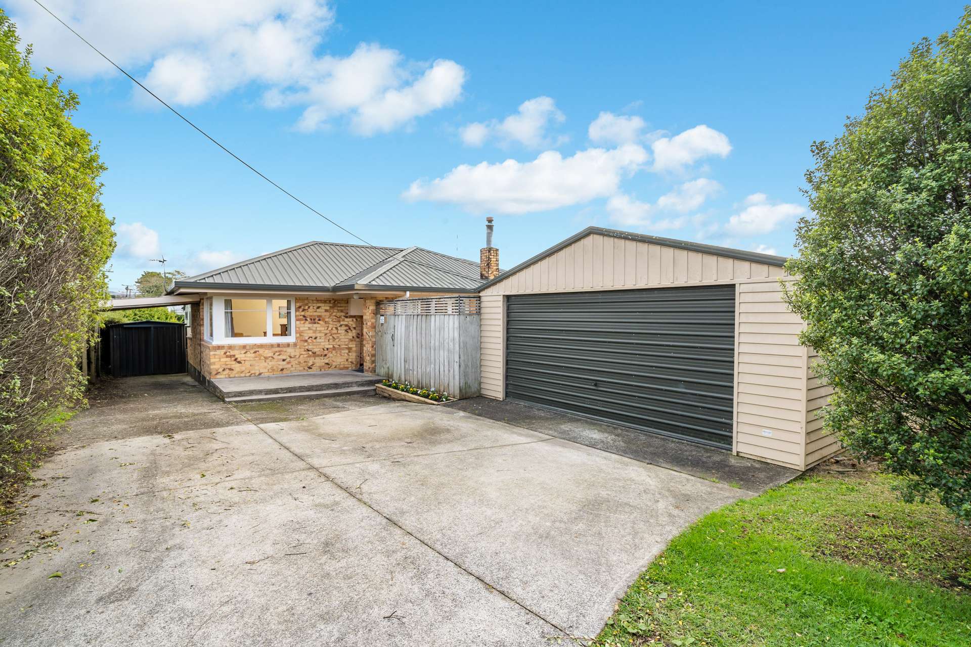 330 Glengarry Road Glen Eden_0