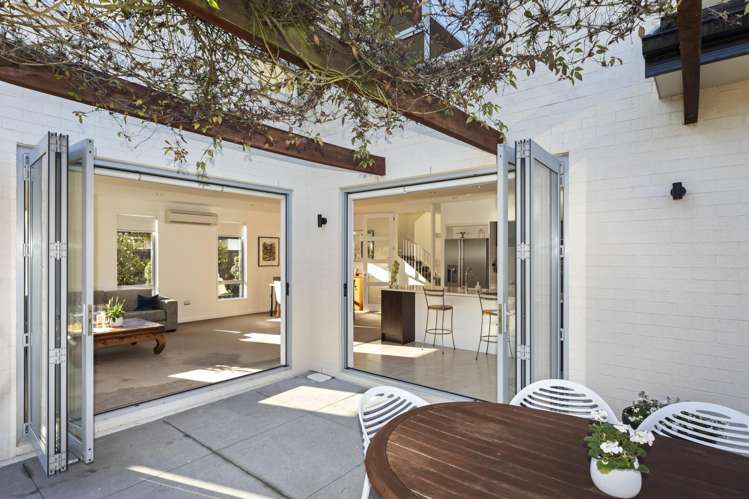 134 Hussey Road Northwood_6