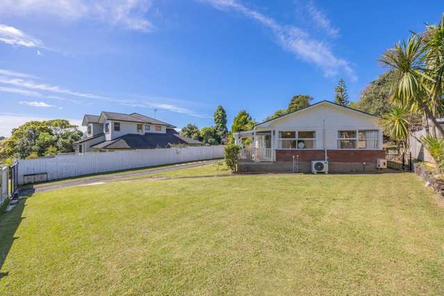 1 Mawson Avenue Torbay_4