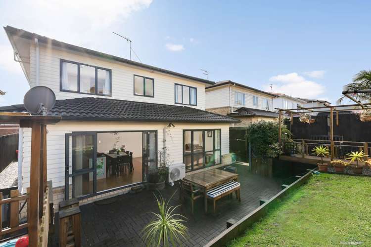 31 Baverstock Road Flat Bush_13