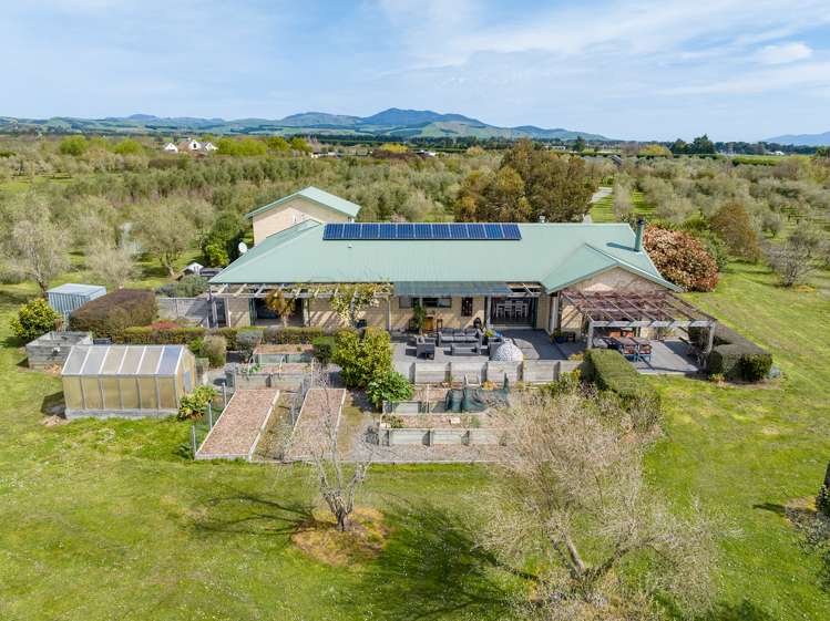 1/239 Lake Ferry Road Martinborough_20