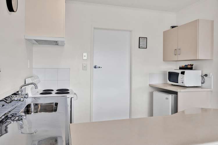 215 South Road Hawera_32