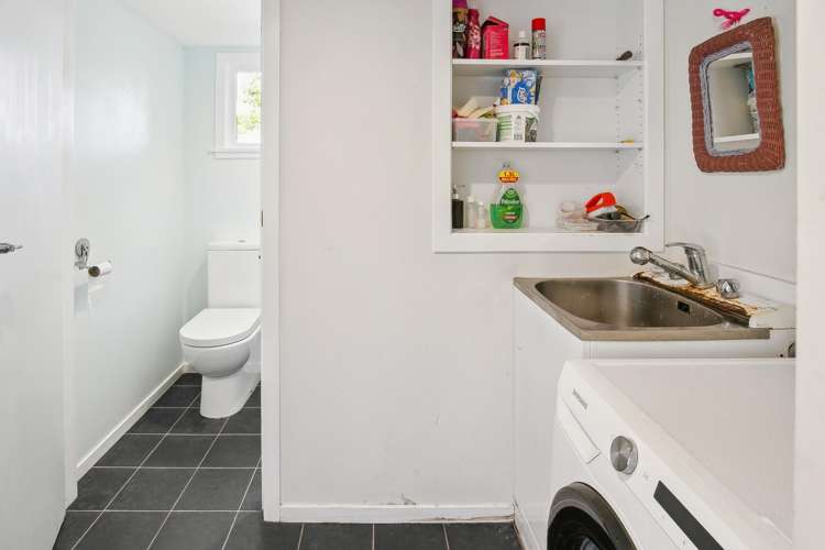 20 Tremewan Street Tawa_14