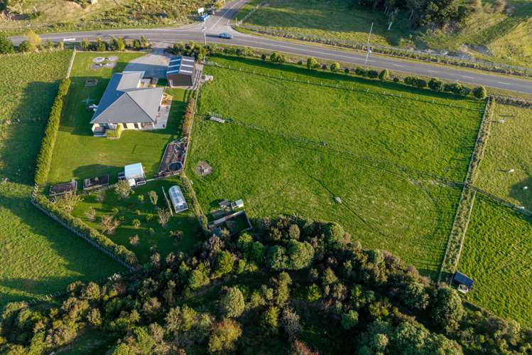 203 Turitea Road Fitzherbert_29