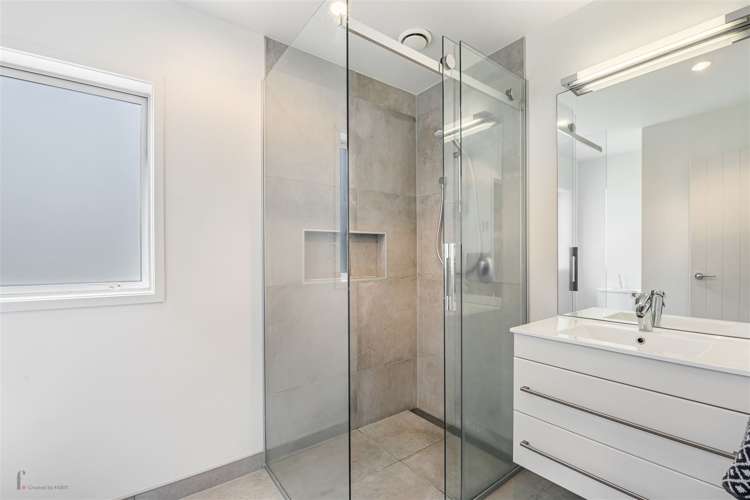 2 Toheroa Street Hobsonville_15