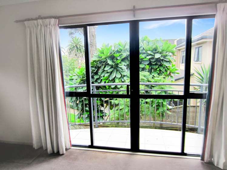 24 Canterbury Park Lane Ellerslie_13