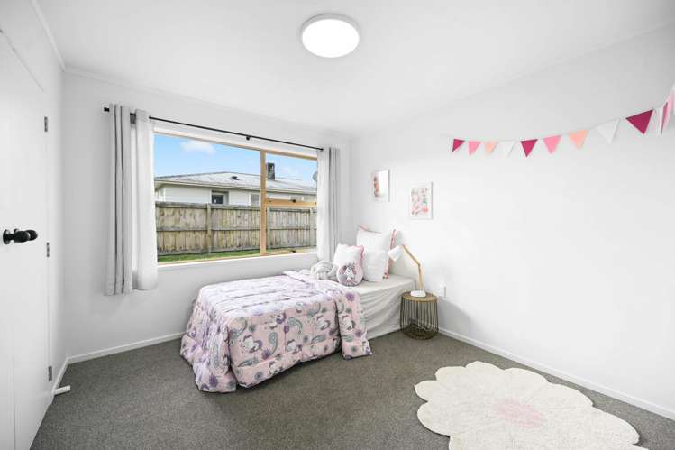 3 Dalton Crescent Dinsdale_14