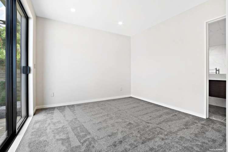 6 Tararua Street Massey_6