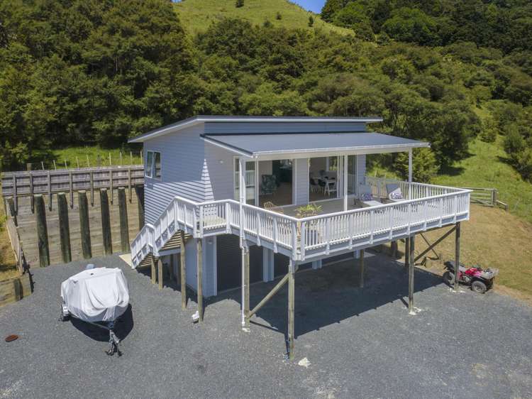 128 Tunnel Road Puhoi_24