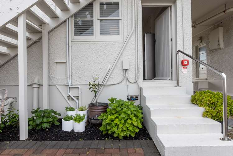 541a Marine Parade Napier South_16