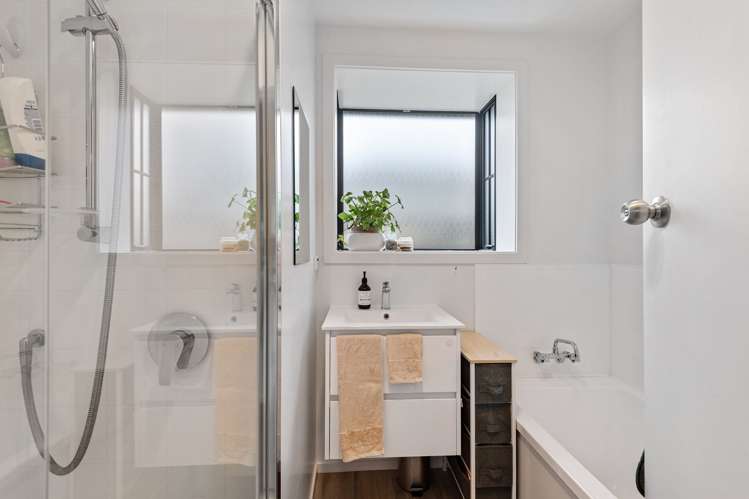 34 Chartwell Street Burwood_11