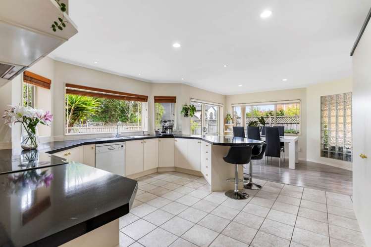 12 San Ambrosio Rise Henderson_5