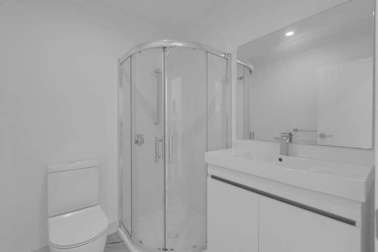 2/45 Fifth Avenue Enderley_13