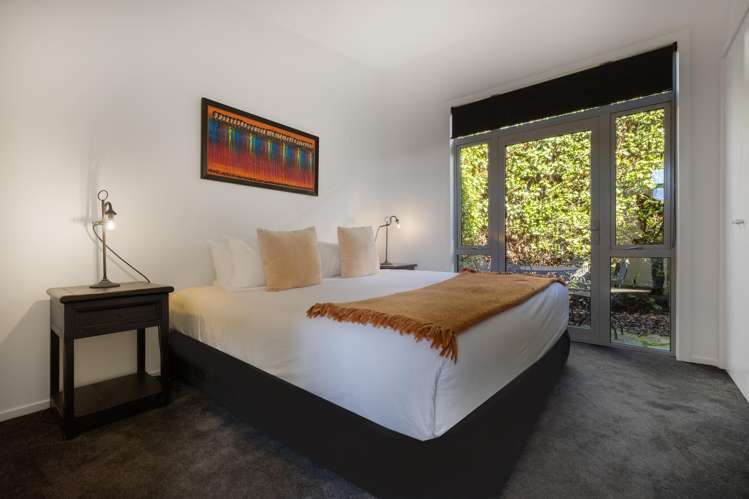 6 Whitbourn Place Queenstown_23