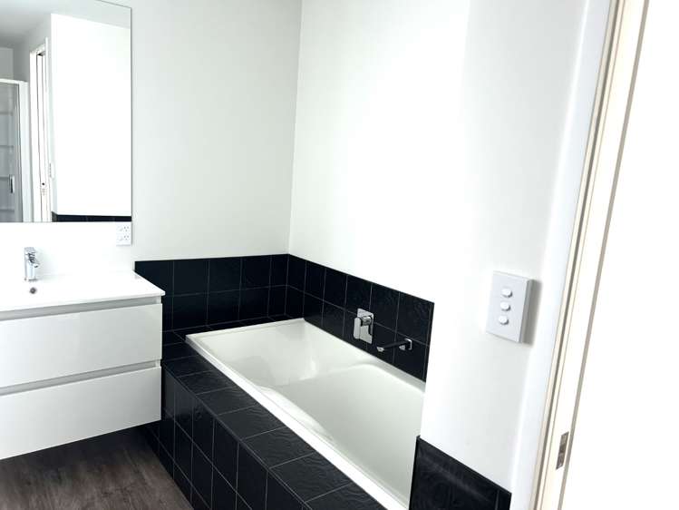 9 Marine Corps Drive 10754_12