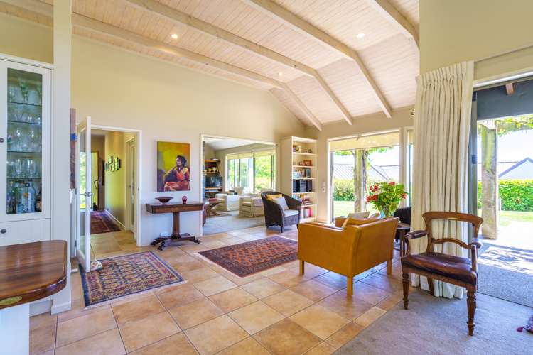 22 Angelus Avenue Richmond_9