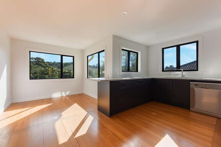 8 Jenner Road Toi Toi_2