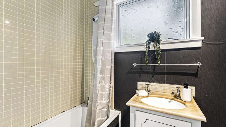 60 Wallath Road Westown_10