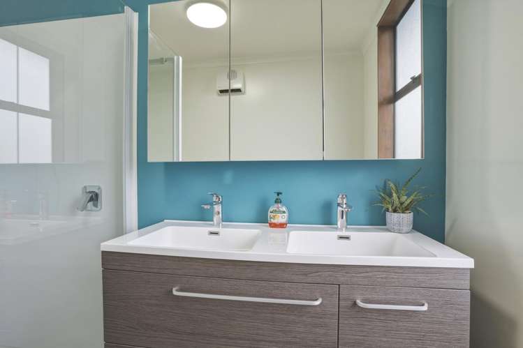 11 Lowestoft Street Balclutha_16