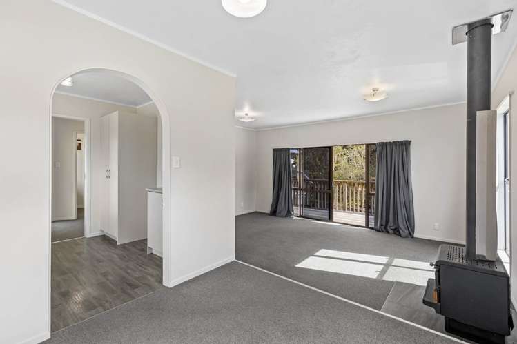 77 Gledstane Road Stanmore Bay_20