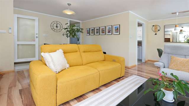 1/56 Woodglen Road Glen Eden_3