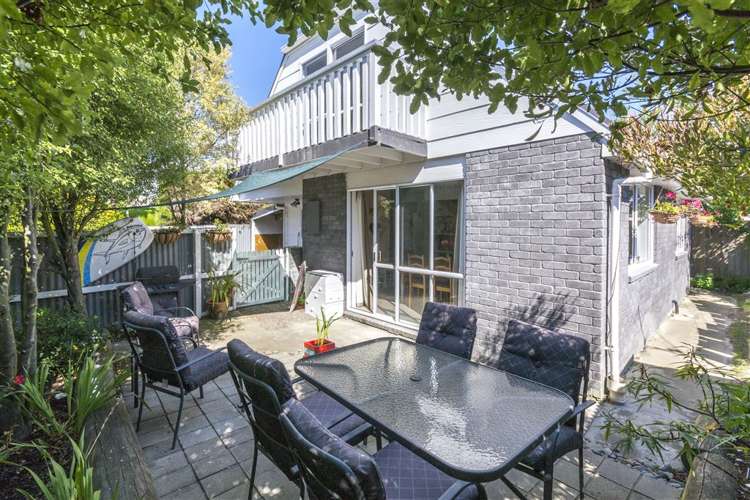 17a Pine Avenue Waikuku Beach_1