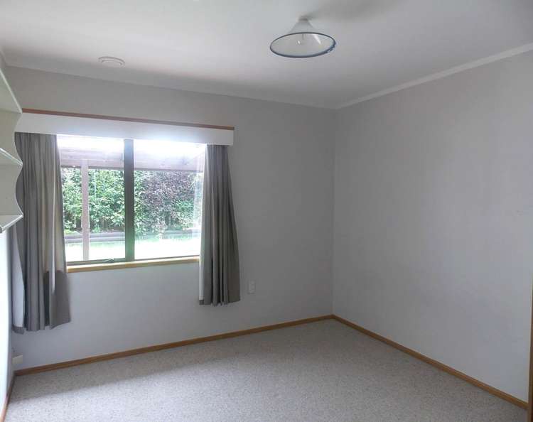 8 Muscat Place Henderson_12