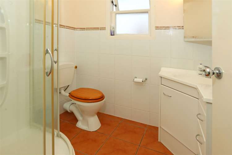 137 Flanshaw Road Te Atatu South_19