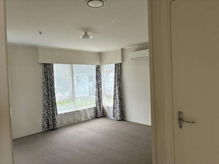 1/7 Norman Spencer Drive 10695_2