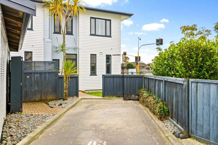 83/2 Armoy Drive East Tamaki_18