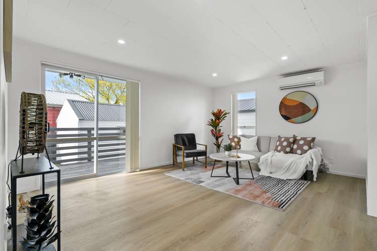 2/33 Secretariat Place Randwick Park_2