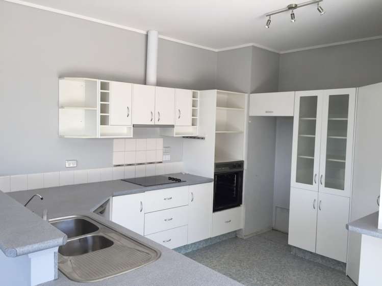 57 Buscomb Avenue Henderson_10