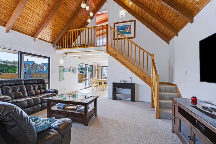 10 Blucher Reef Pauanui_8